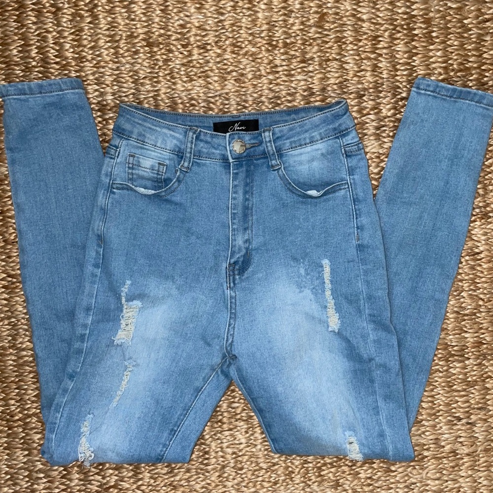 NVGTN Navi Shape Light Wash Jeans